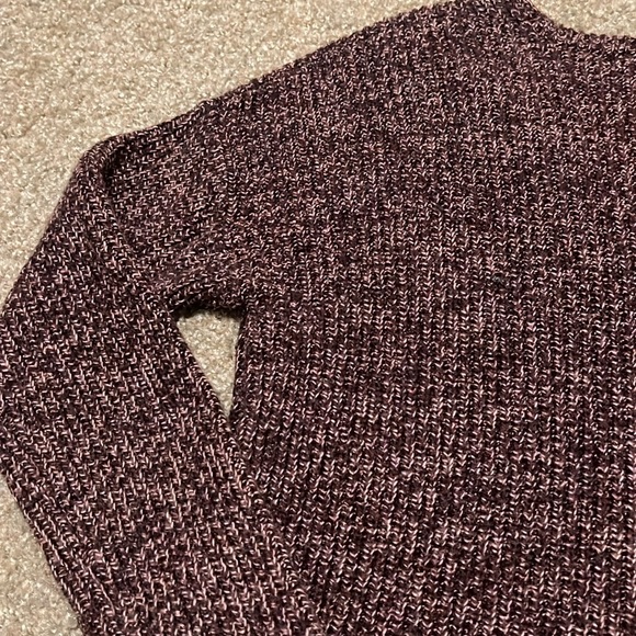 Marine Layer Purple V Neck Sweater in Large - Picture 7 of 9